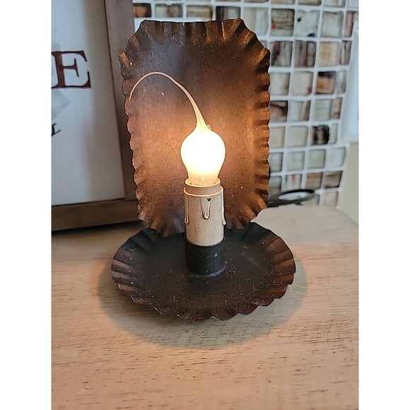 Primitive Colonial Cottage Gilbert Chamberstick Lamp (Bulb Not Included) - Picture 2 of 6